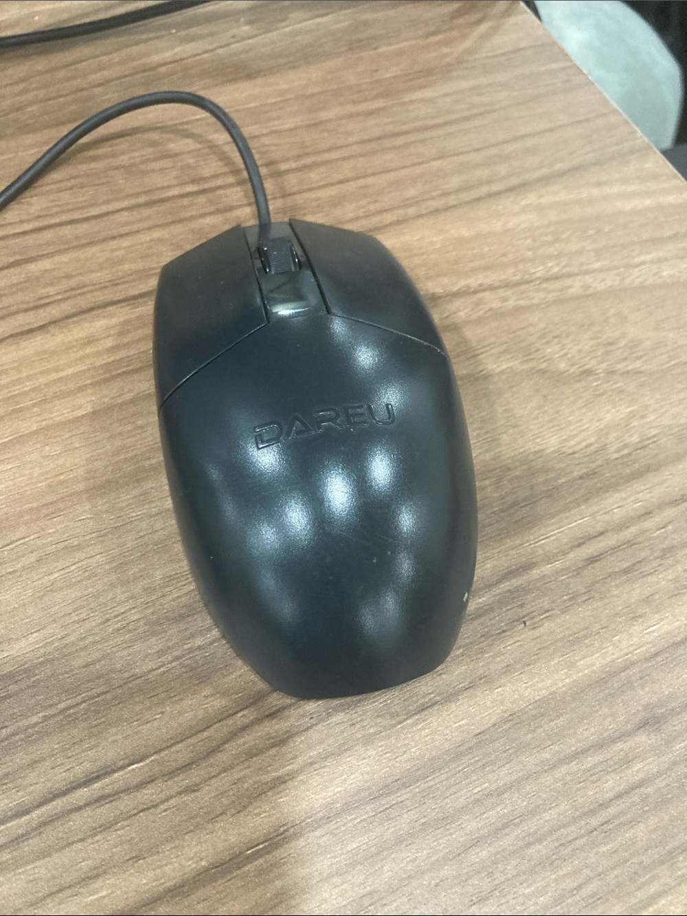 Black Wired Mouse - Sleek Ergonomic Design